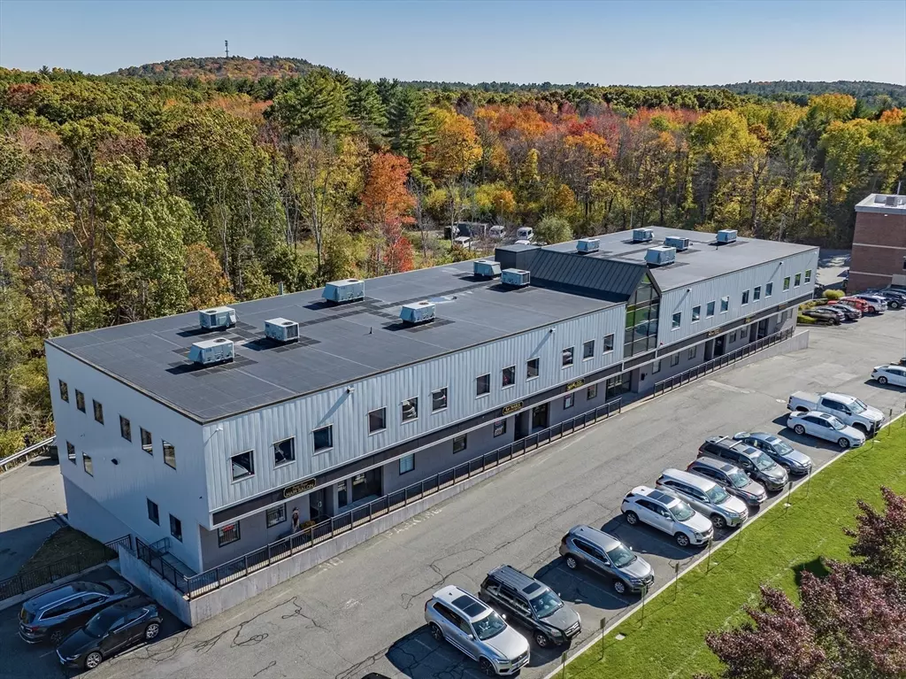 Rowley, MA 01969,319 Newburyport Tpke #209-210