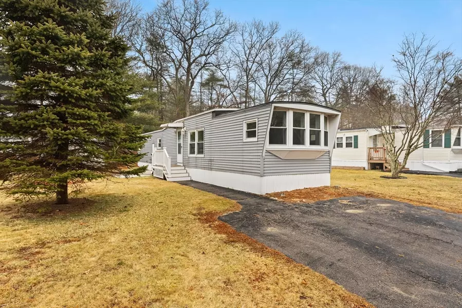 72 Cypress Rd, Taunton, MA 02780