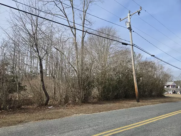 Yarmouth, MA 02673,23 Baxter Ave