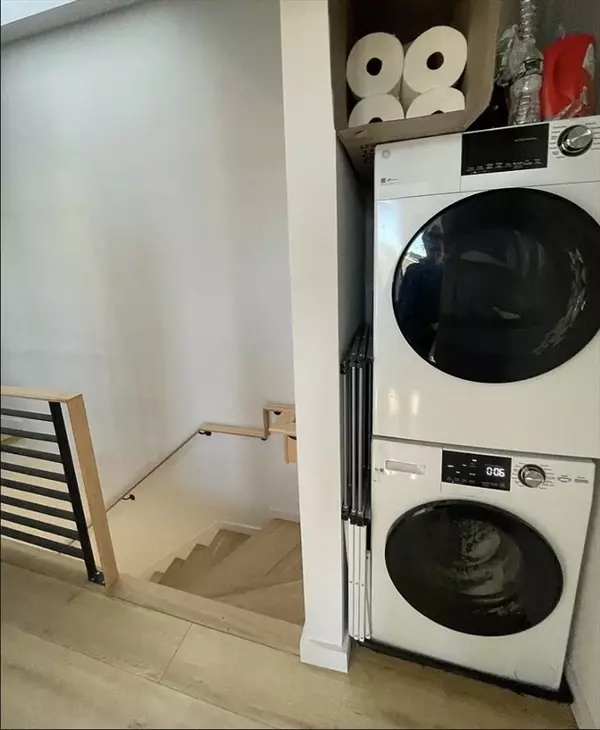 Boston, MA 02127,157 W 9th #1