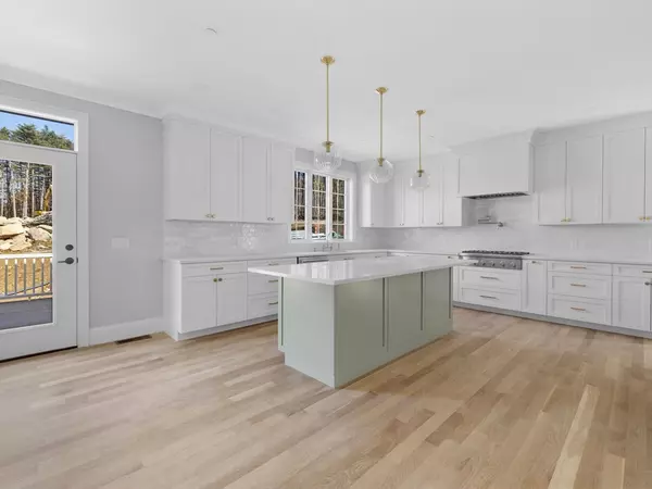 Hopkinton, MA 01748,7 Honeybee Pass