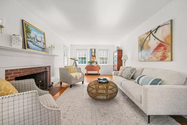 Milton, MA 02186,329 Central Ave