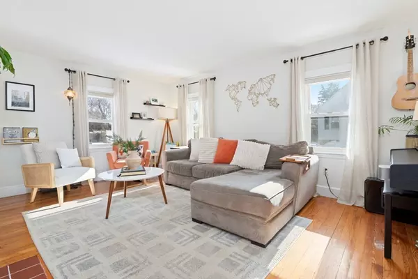 Beverly, MA 01915,6 Sunset Dr