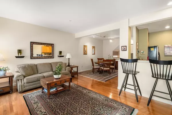 Grafton, MA 01536,104 Lordvale Blvd #104