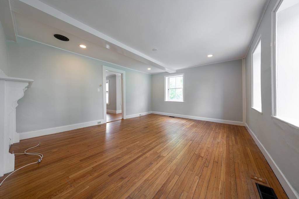 Lexington, MA 02421,42 Forest St. #1