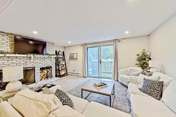 Marshfield, MA 02050,848 Plain St #29