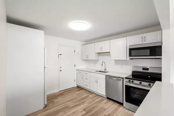 Danvers, MA 01923,62 Purchase St #C2