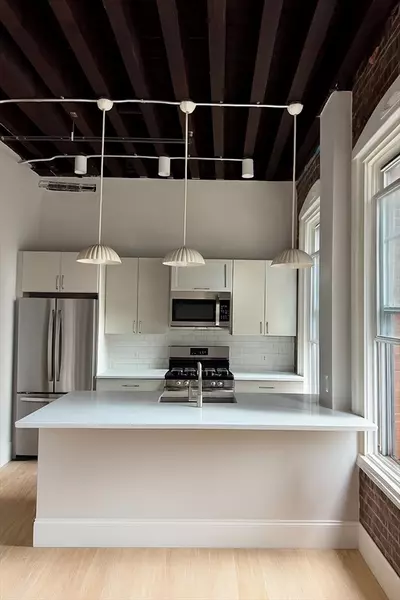 281 Franklin Street #503, Boston, MA 02110