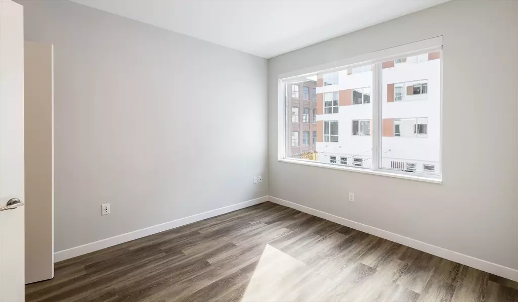 50 Rogers St. #204, Cambridge, MA 02142