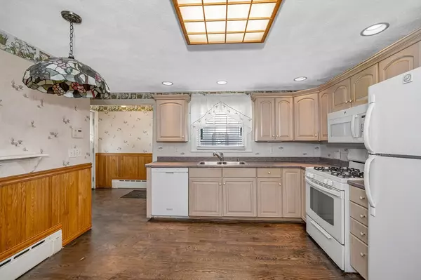 Methuen, MA 01844,64 Merrimack Rd.