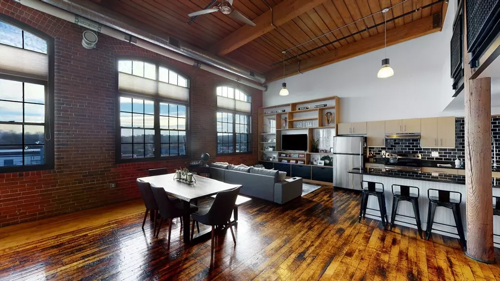 1 Westinghouse Plz #C328, Boston, MA 02136