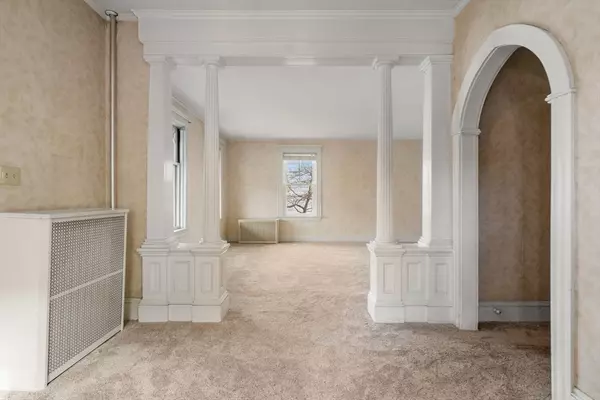 Attleboro, MA 02703,28 Jackson