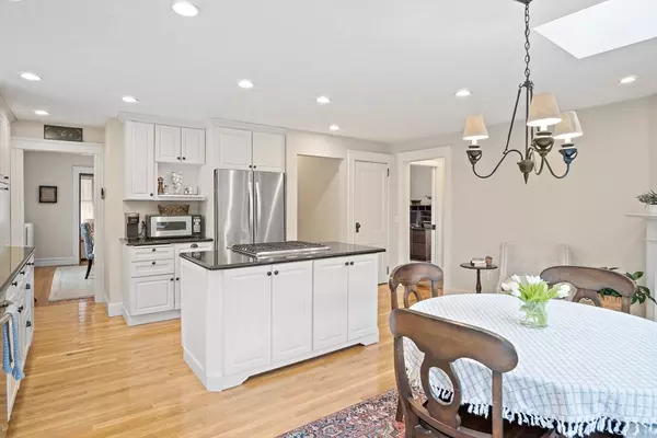 Woburn, MA 01801,8 Flagg St