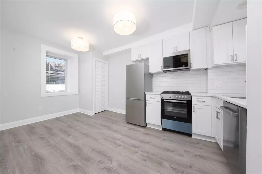 Boston, MA 02127,351 East 8th St #3
