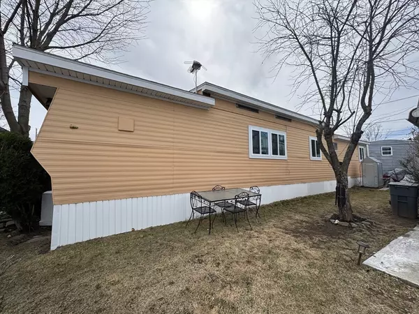 Danvers, MA 01923,200 North St Lot 24b