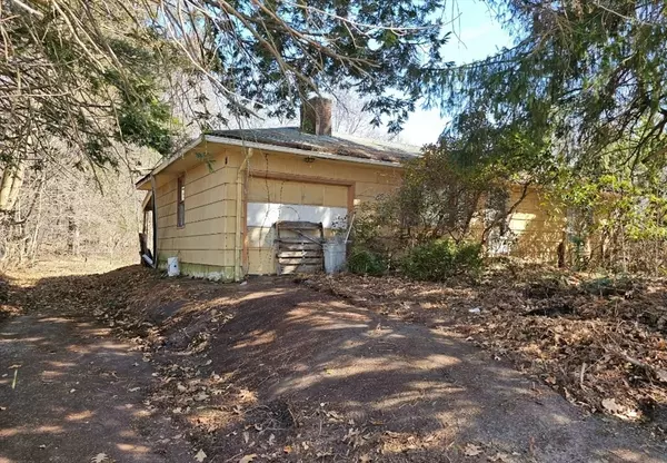 32 Mount View Dr, Holden, MA 01520