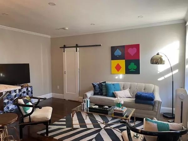 118 The Riverway #34, Boston, MA 02215