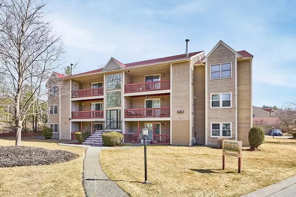 Tewksbury, MA 01876,16 Randolph Drive #16