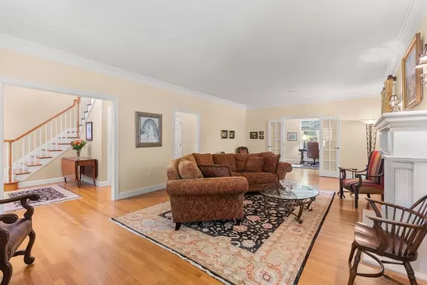 Middleton, MA 01949,5 Meadowlark Farm Lane