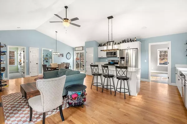 East Brookfield, MA 01515,117 Drake Ln