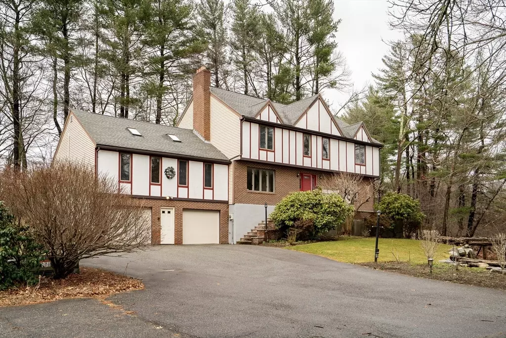 Andover, MA 01810,21 Orchard Crossing