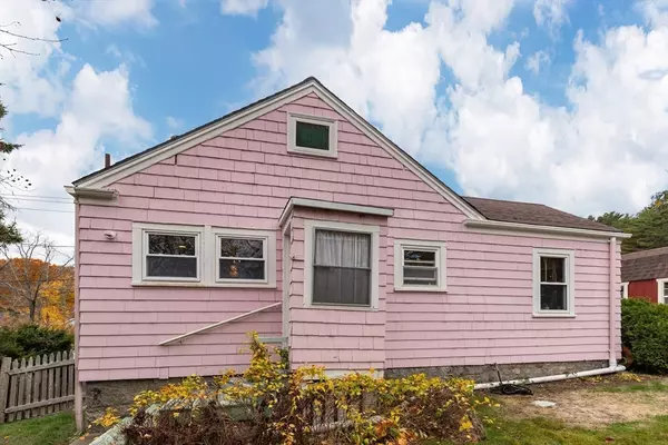 Gloucester, MA 01930,11 Bond St