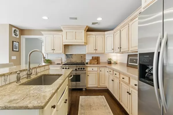 Kingston, MA 02364,1 Harvest Dr