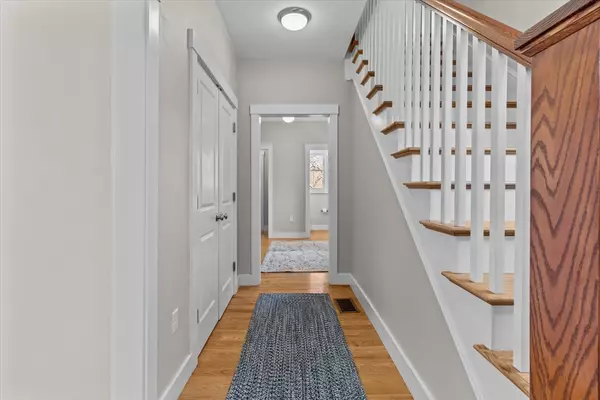 Andover, MA 01810,10 Prospect Rd