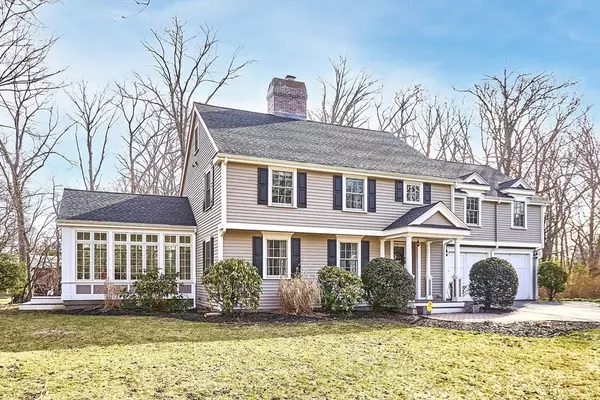 9 Greenwood Road, Reading, MA 01867