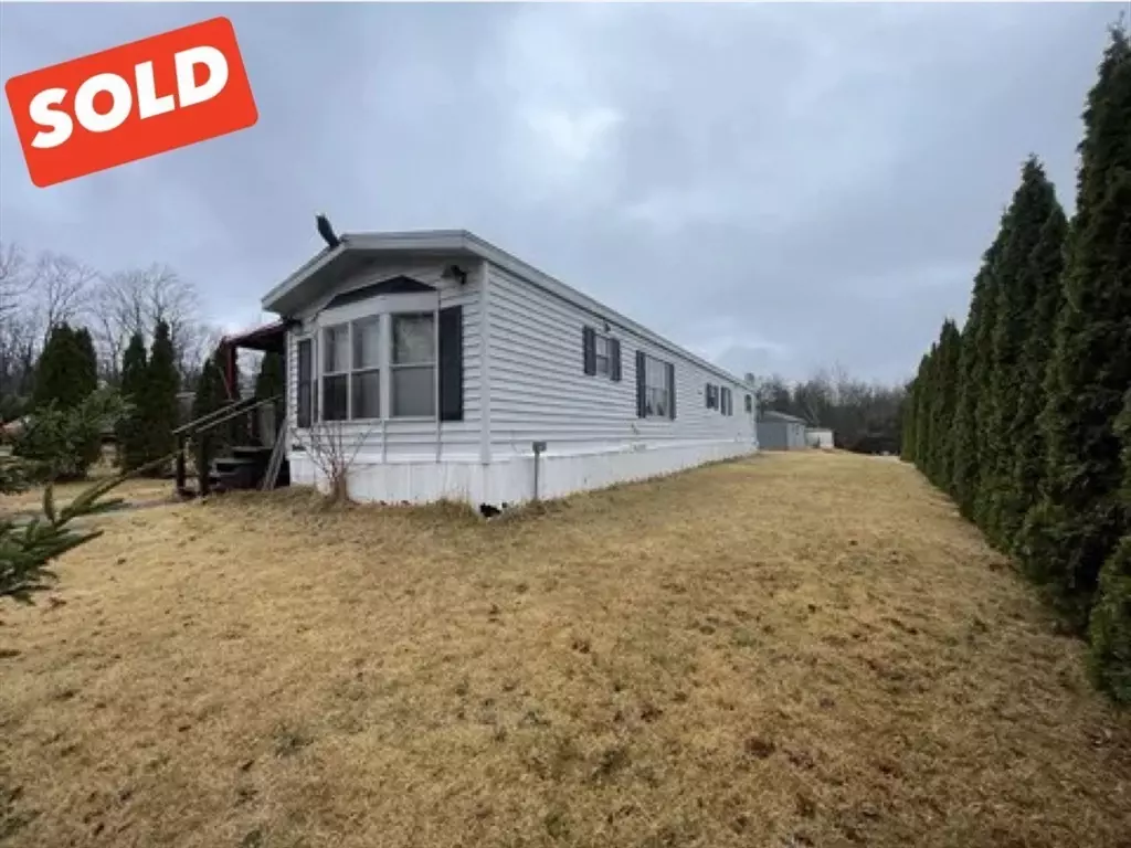 Greenville, NH 03048,152 Overlook Drive