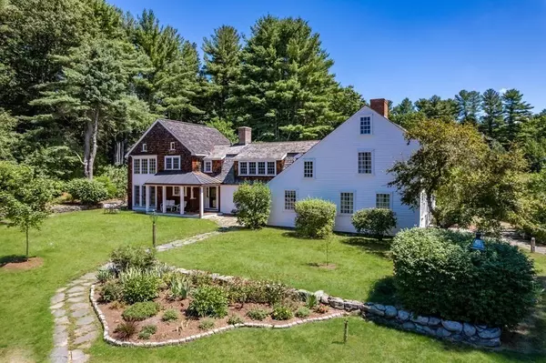 42 Carlisle Rd, Acton, MA 01720