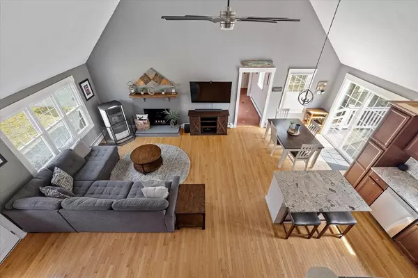 Hubbardston, MA 01452,126 New Westminster Road