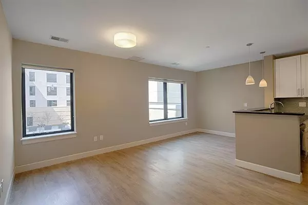 33 Rogers St. #213, Cambridge, MA 02142