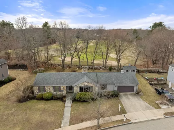 4 Cedarwood Lane, Melrose, MA 02176