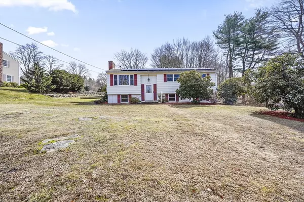 43 Colonial Drive, Athol, MA 01331