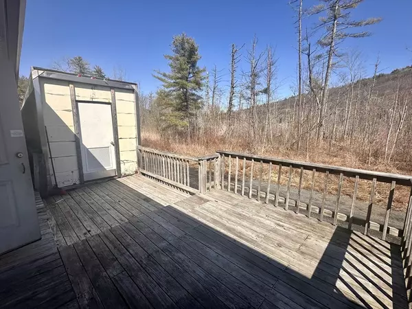 Shelburne, MA 01370,1105 Rt 2