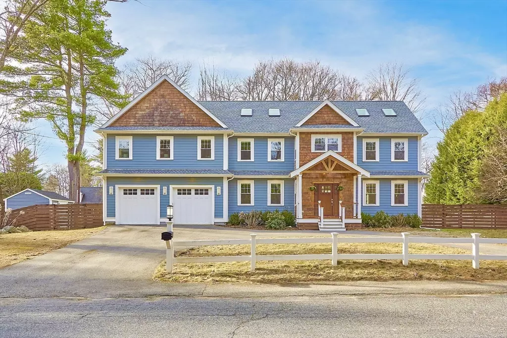 Medfield, MA 02052,1 Pine Grove Rd