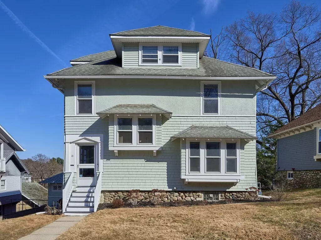 Worcester, MA 01602,11 Hadwen Ln