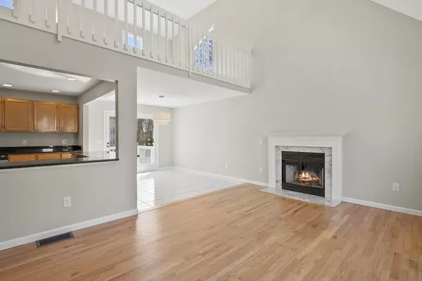 Sutton, MA 01590,48 Wildflower Drive