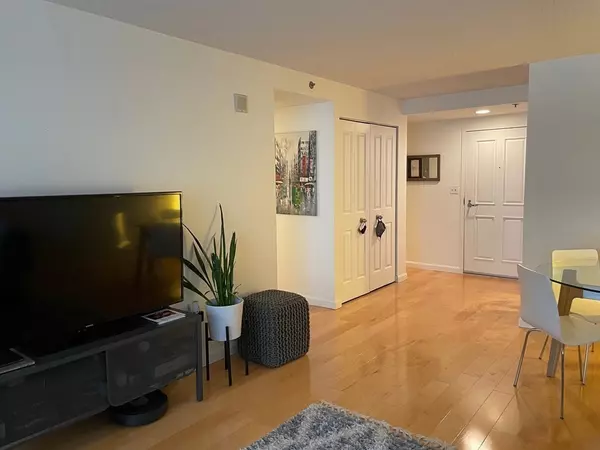 Cambridge, MA 02141,8-12 Museum Way #510