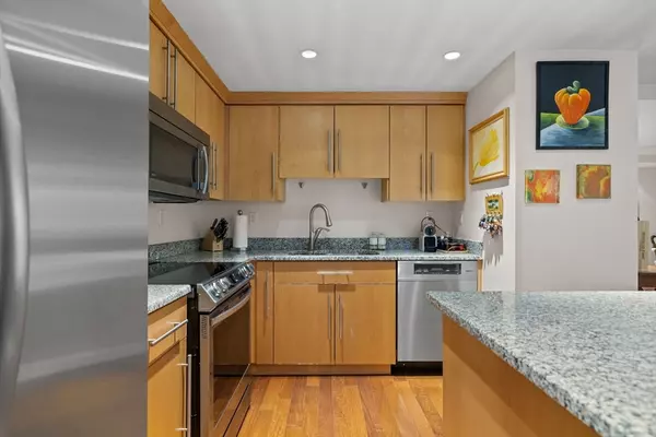 Boston, MA 02111,165 Tremont St #604