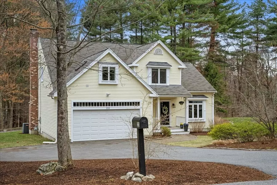 223 Howard St, Northborough, MA 01532