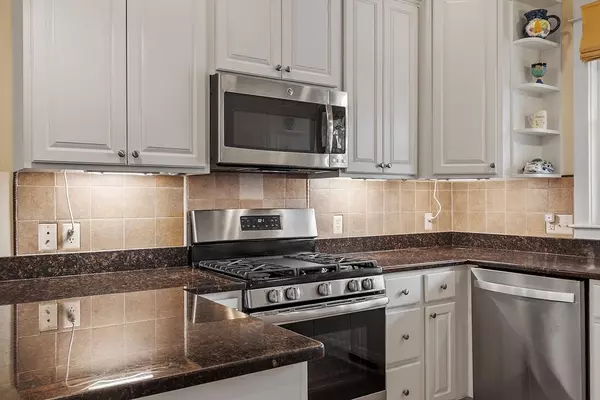 Sudbury, MA 01776,4 Snowberry Ln