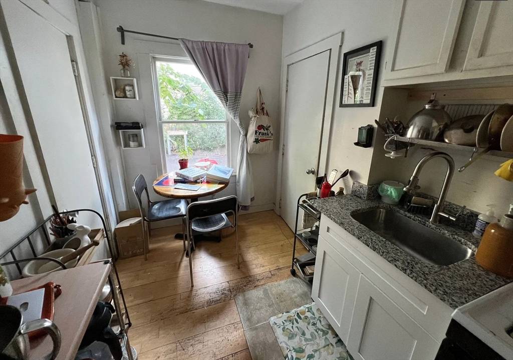 109R Beacon Street #1, Somerville, MA 02143