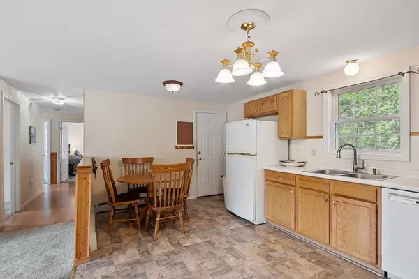 Gardner, MA 01440,71 Stephanie Dr