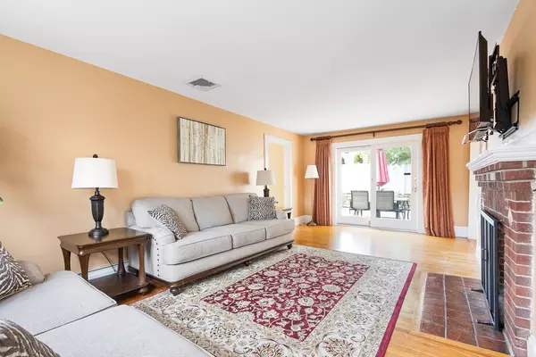 Needham, MA 02492,69 Plymouth Rd