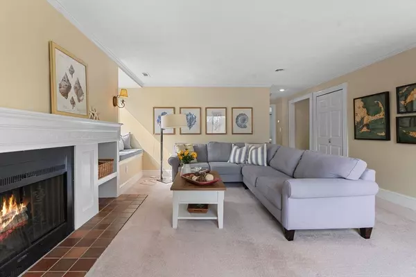 Concord, MA 01742,30 Concord Greene #6