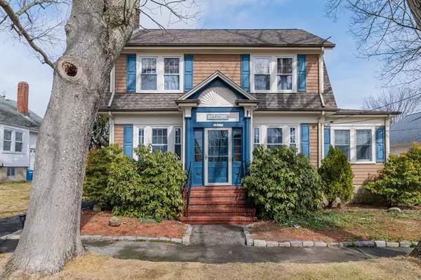 128 Westhill Ave, Somerset, MA 02726