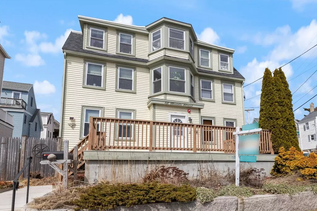 Gloucester, MA 01930,12-14 Middle St #3,5