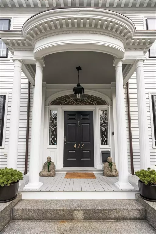 Brookline, MA 02445,423 Walnut St
